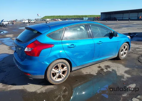 2014 Ford Focus Se z USA, uszkodzony, nr VIN 1FADP3K25EL123916